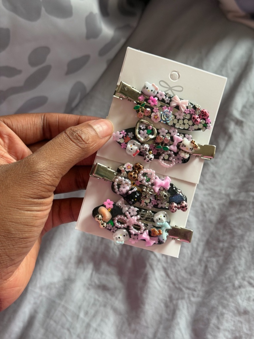 Handmade Junk Hair Clips - Maximum Rhinestone Set - Picture 4 of 4